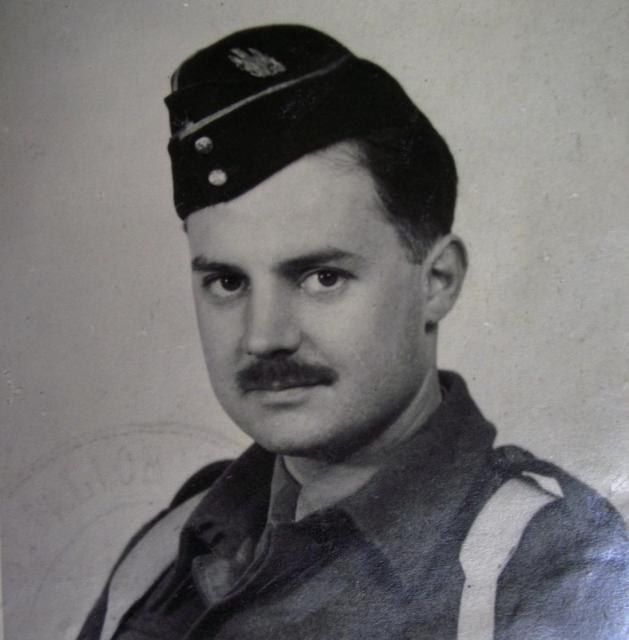 Lieutenant Joseph Blundell Johnson-Houghton MC, No.2 Commando executed 23 Oct'42