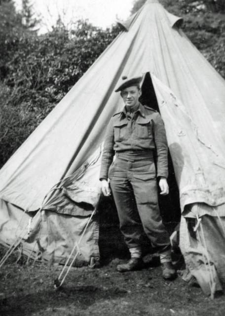 Lieutenant Philip Walton, No.2 Commando kia 28/3/42 St Nazaire