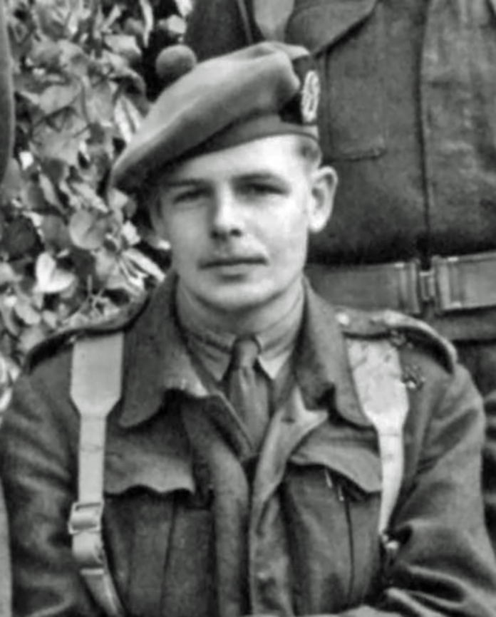 Captain Andrew Davidson, No.2 Commando