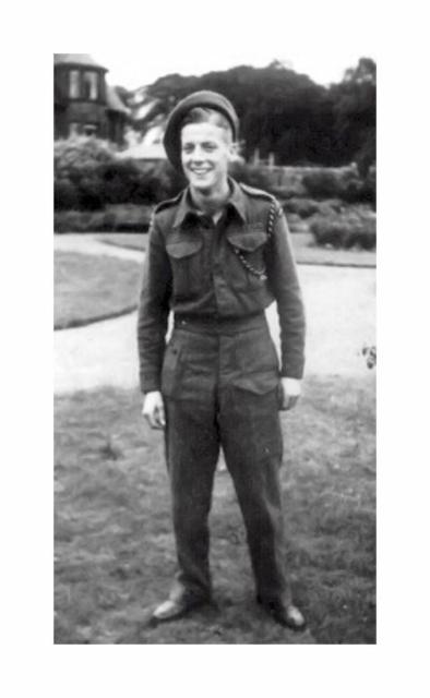 Gunner Eddie Cox, No.2 Commando kia 16 Aug'43 Sicily