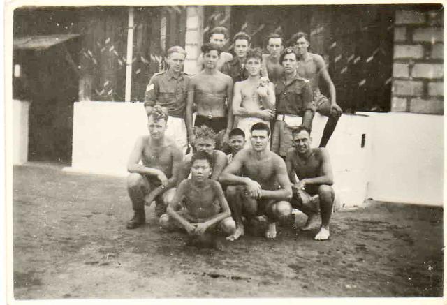 Group from No.5 Commando 6 Troop