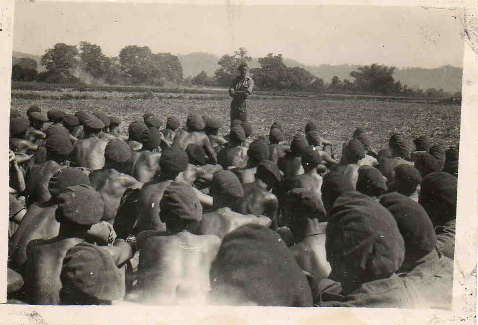 No.5 Commando Briefing