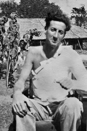 Injured No.5 Commando