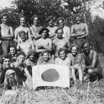 Group of No5 Cdo with captured Japanese Flag