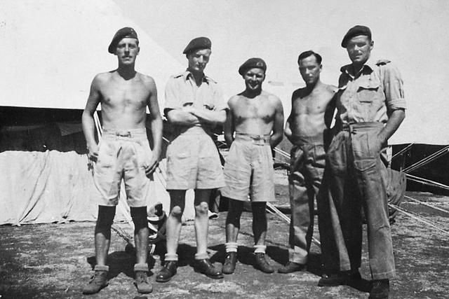 Group from No.5 Commando (2)
