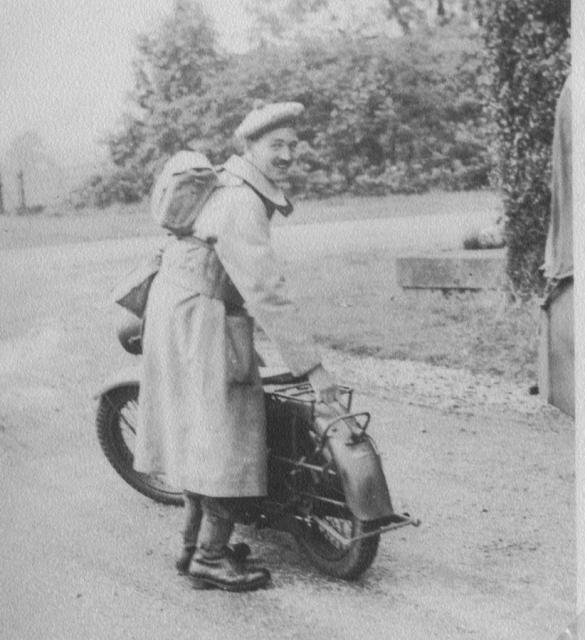 Lieut. Johnny Proctor, No.2 Commando 5 troop, 1941.