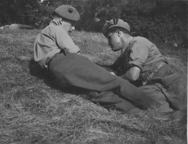 Capt. Graeme Delamere Black and Lieutenant Howell Gaston Lloyd 'Hoppy' Hopwood, 1941