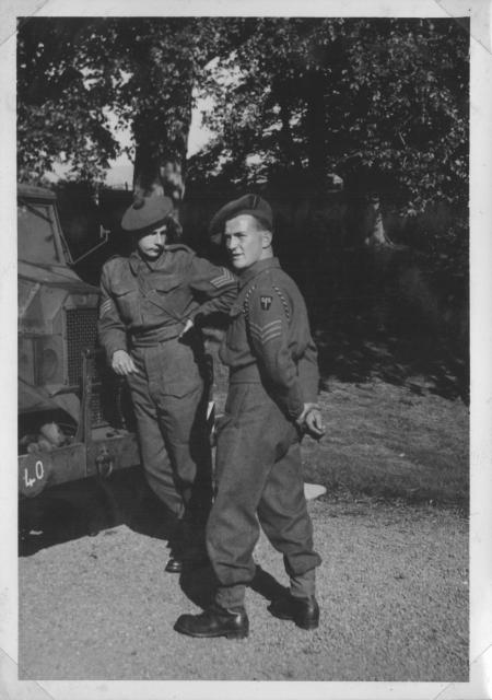 Sgts. Arthur  Wardle and Roy Bellringer, No.2 Commando 1941