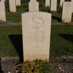 Trooper John Lionel Hewitt, No.3 Commando, Syracuse War Cemetery.