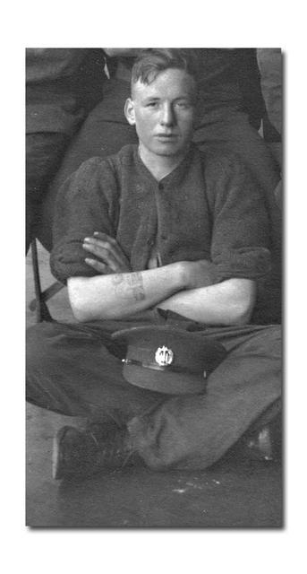 Leslie Charles Mullett, No.12 and No.1 Commando