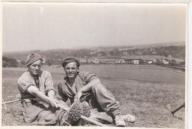 Oswald 'Micky' Rooney & J Barry at Beachy Head