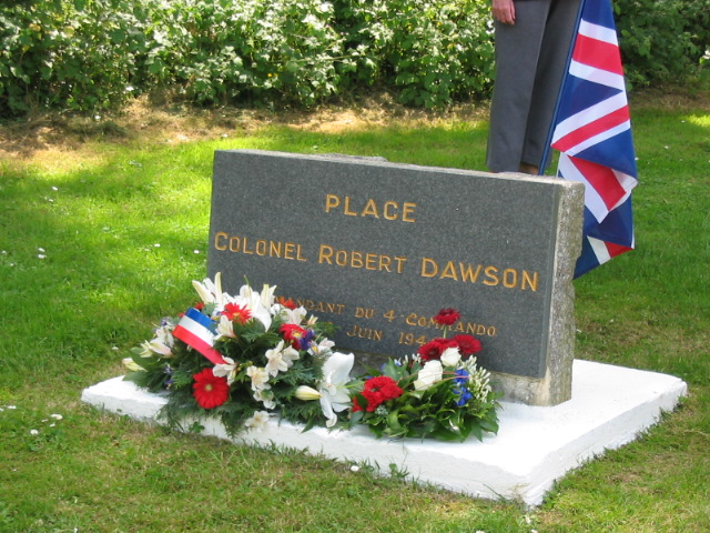 Plaque for Col. Robert Dawson No.4 Cdo