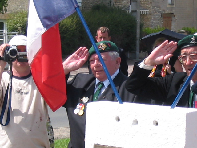 No.6 Commando Memorial Normandy 2004 (3)