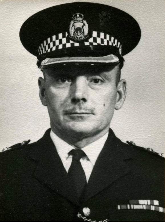 Cpl (later 2nd Lieut.) Norman Burns served in No.1 Cdo