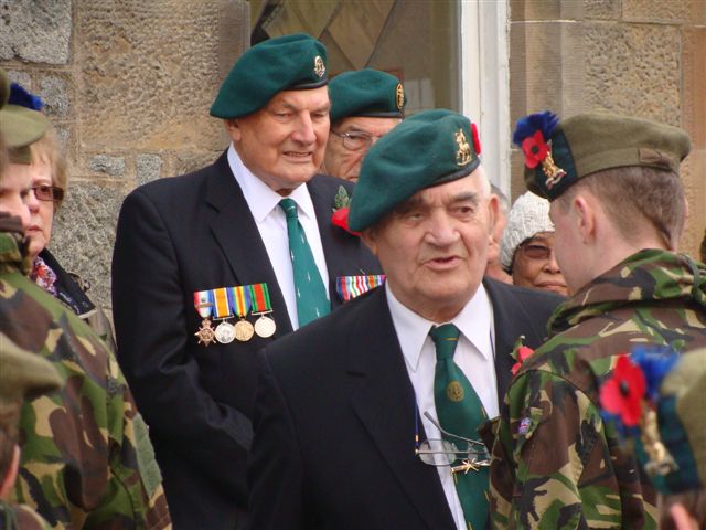 Jack Cox (12 and 3 Cdo), Stan Scott (3 Cdo) and others