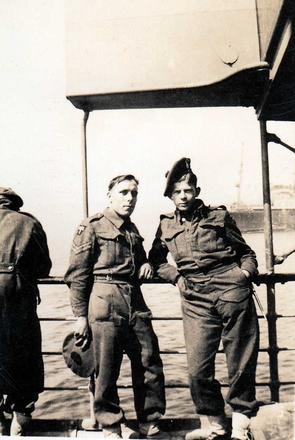 John Stewart (left) and possibly Pete Honey from No.2 Commando 5 Troop
