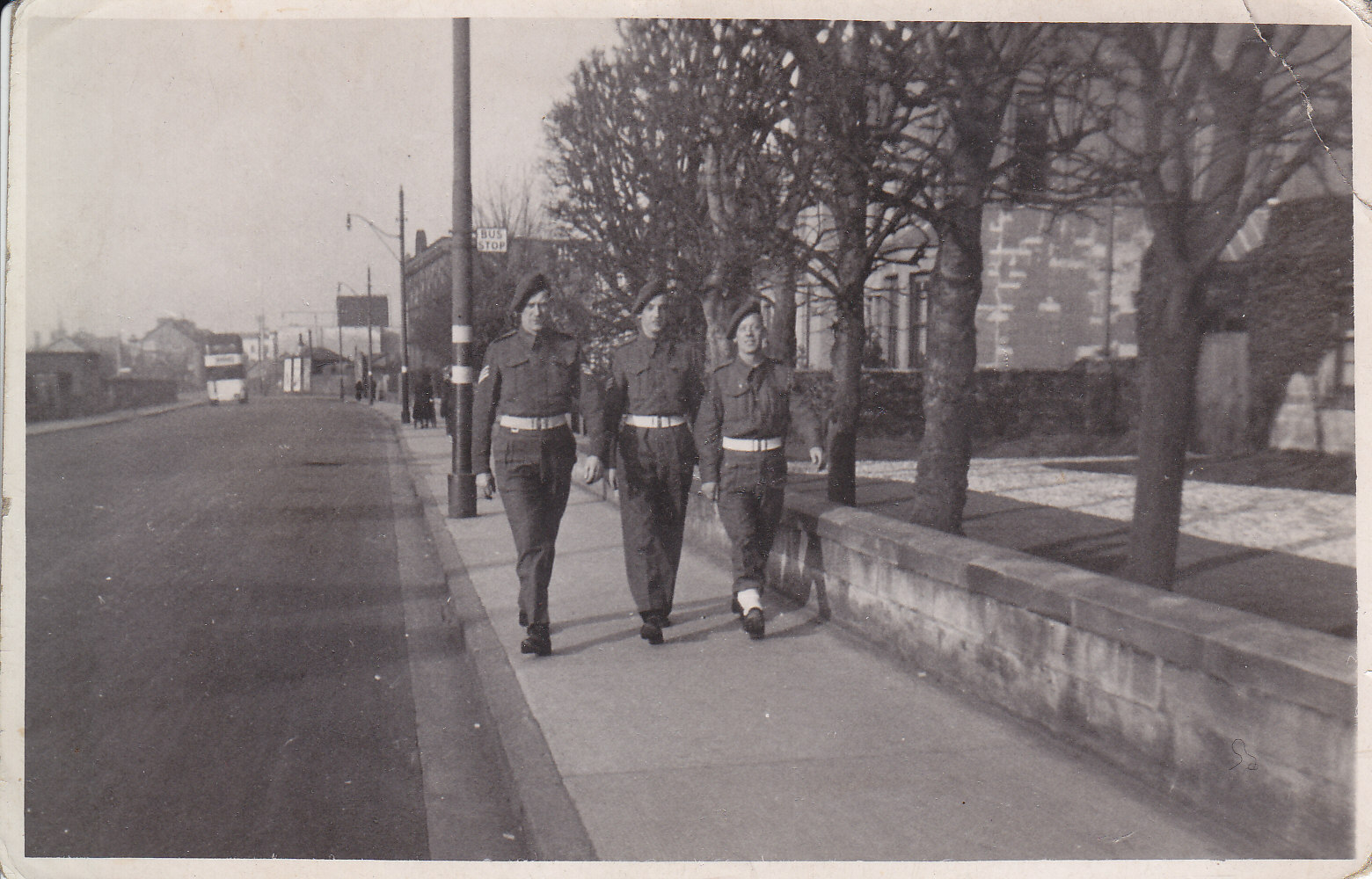 No.2 Commandos Edward 'Tiny' Burke BEM, Len Perkins MM, and Bert Dixon