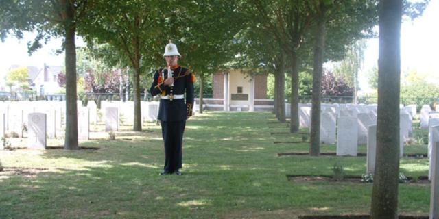 Bugler at the Nederweert War Cemetery 2007