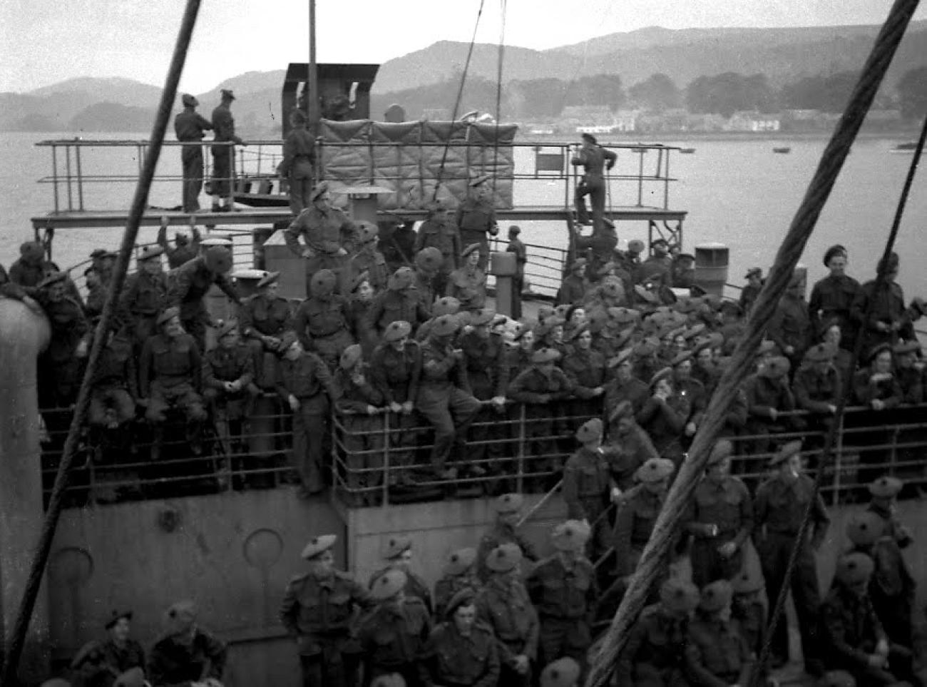 No.2 Commando on board the Ulster Monarch June 1941 (2).