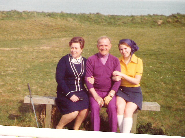 William Morris MM with his wife and daughter