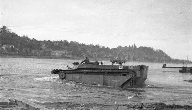 River Elbe crossing (2)