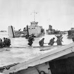 Commandos of 48 RM Commando, St Aubin-sur-Mer on Juno Beach, 6 June 1944.