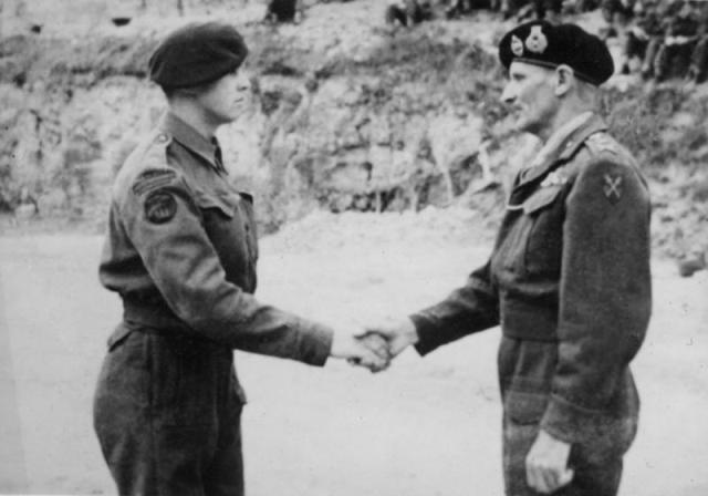 Marine Thomas Vardy 46RM Commando with Monty
