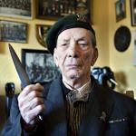 Frede Pedersen, No.5 Cdo. 2 Troop and his fighting knife.