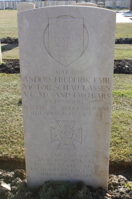 Major Anders Frederick Emil V. Schau Lassen VC, MC and 2 bars