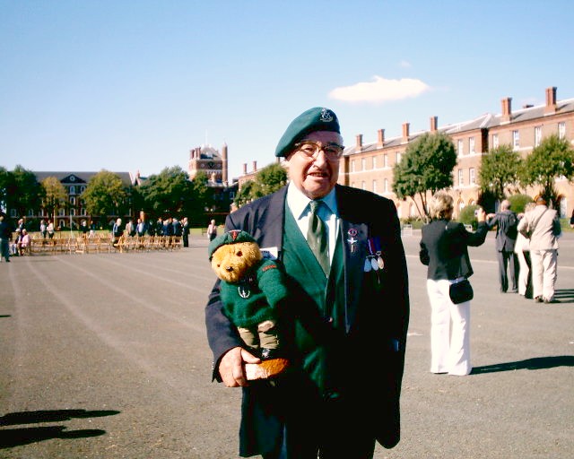 Albert 'Mac' McNickle (CMWTC) at the Commando Association Stand Down Parade