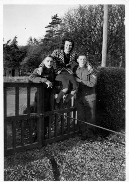 Wally Reynolds, Nancy Hyslop &   Cpl Albert Reuben 'Don' Donohue, Lamlash 1940