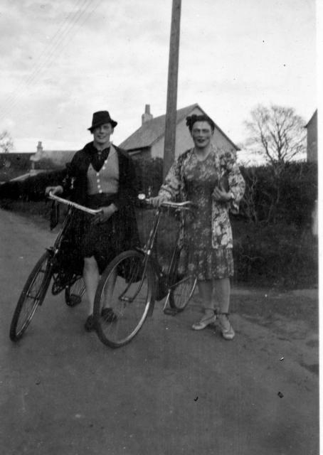 Cpl Albert Reuben 'Don' Donohue & Wally Reynolds, Lamlash 1940 'All dressed up but nowhere to go...'