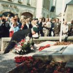 Brigadier Peter Young DSO MC laying a wreath o/s Memorial Church of St Sampson