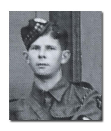 Pte. Pete Honey MM, No.2 Commando 5 troop. POW St Nazaire.
