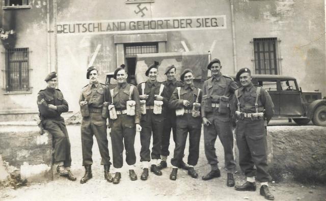 Norman Smethurst 2 Troop, No.9 Commando, and others, Athens 1944