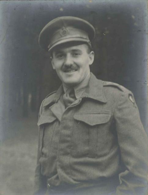 Robert Holmes as a Royal Engineers Captain attd. to  No.1 SS Bde