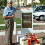 Arnold Wheeldon at the monument at Amfreville - Calvados