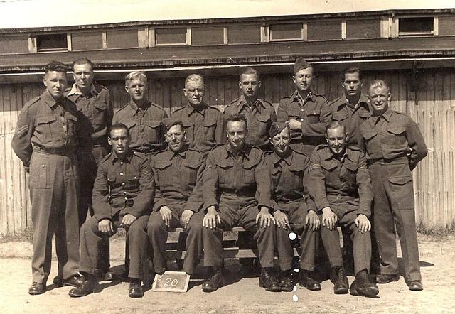 Cpl Denis Dumper (No.3 Cdo) and other prisoners of war (1)