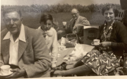 LSgt. Henry Richard 'Harry' Drew (No.3 Cdo) and family