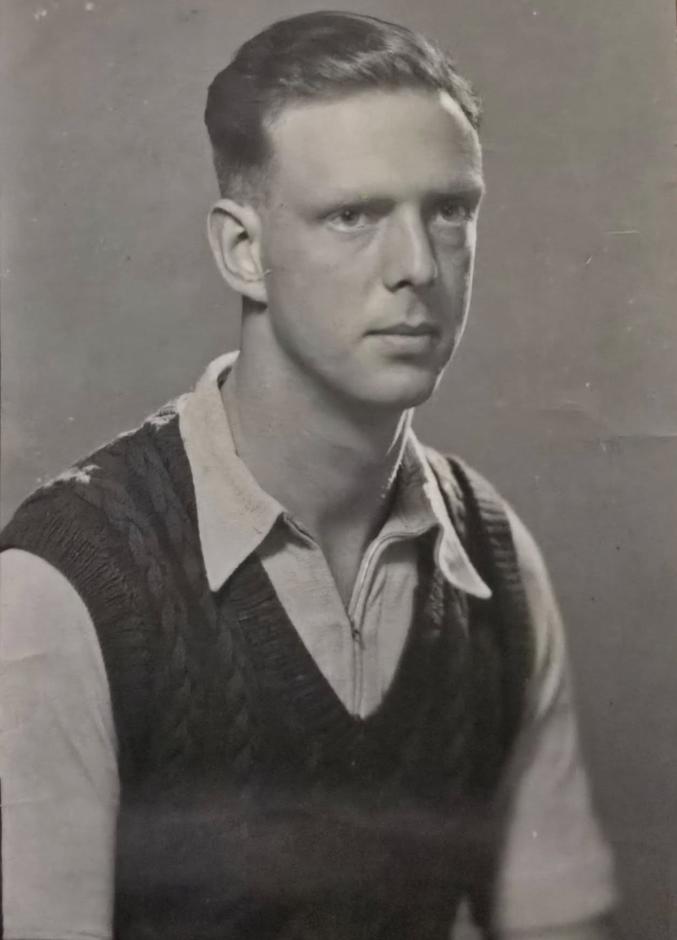 Lieut. in No1 Cdo 3 troop.