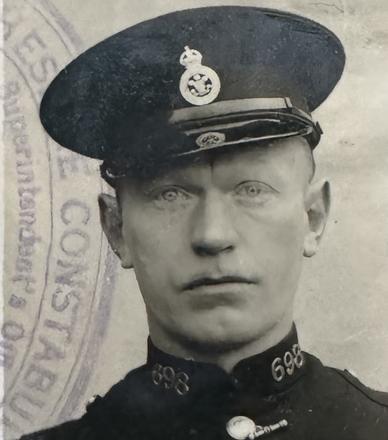 Constable Frank Salisbury served in No.6 Commando (3)