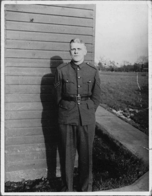 Cpl Martien van Barneveld, No.10IA Cdo. 2 'Dutch' troop