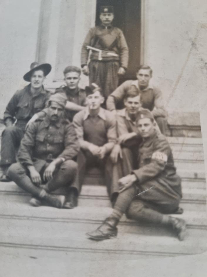 Robert George Trusty (50ME Cdo) and others, Crete, Dec. 1940