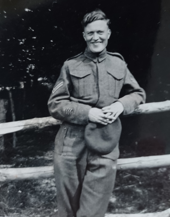 Ron Featherstone No.10 (IA) Commando