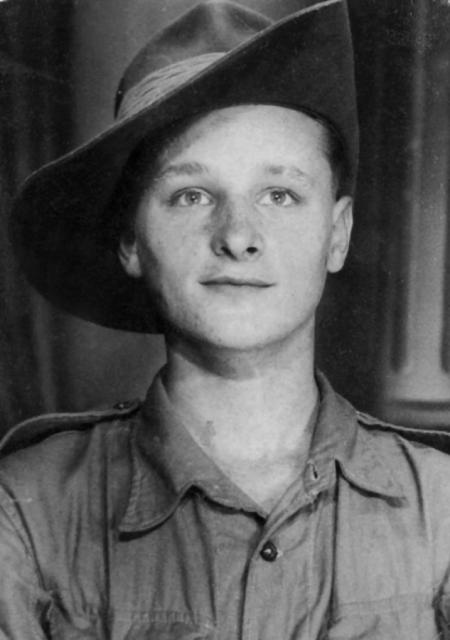 Rfn. Geoff Hill, No.5 Commando 5 Troop