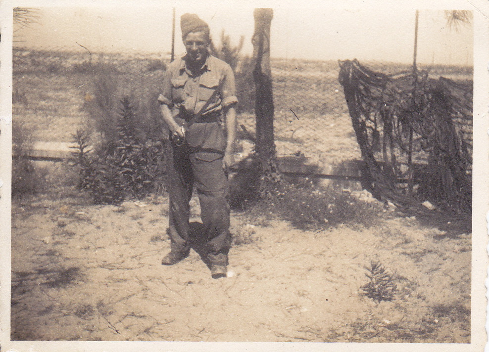 Possibly Pte Joe Nixon No.9 Commando in Greece 1944