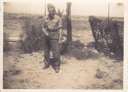 Possibly Pte Joe Nixon No.9 Commando in Greece 1944