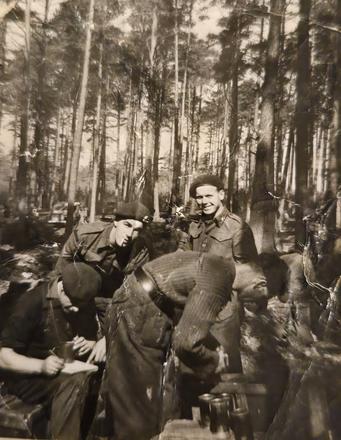 Frederick Roy North and others from No.3 Commando, Aller Woods, April 1945