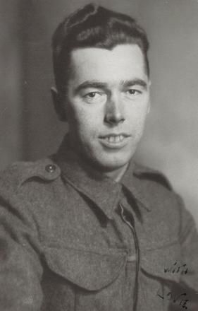 TSM Peter McIntyre Hugh McKee, No.7 Commando. PoW Crete.