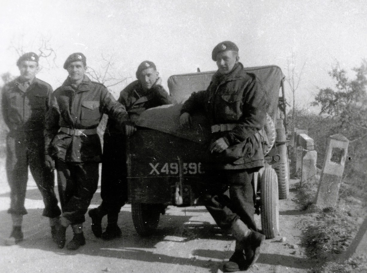 Officer and three others from 43RM Commando